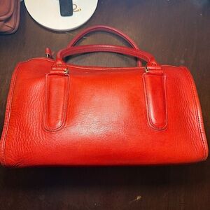 Vintage Coach ❤️ red ❤️ NYC Madison satchel